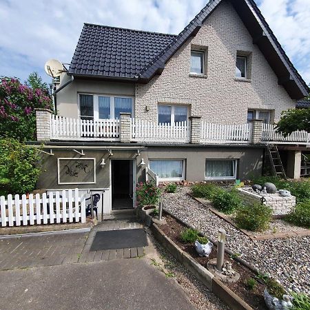 Ferienwohnung Sonnenschein Sagard Bagian luar foto