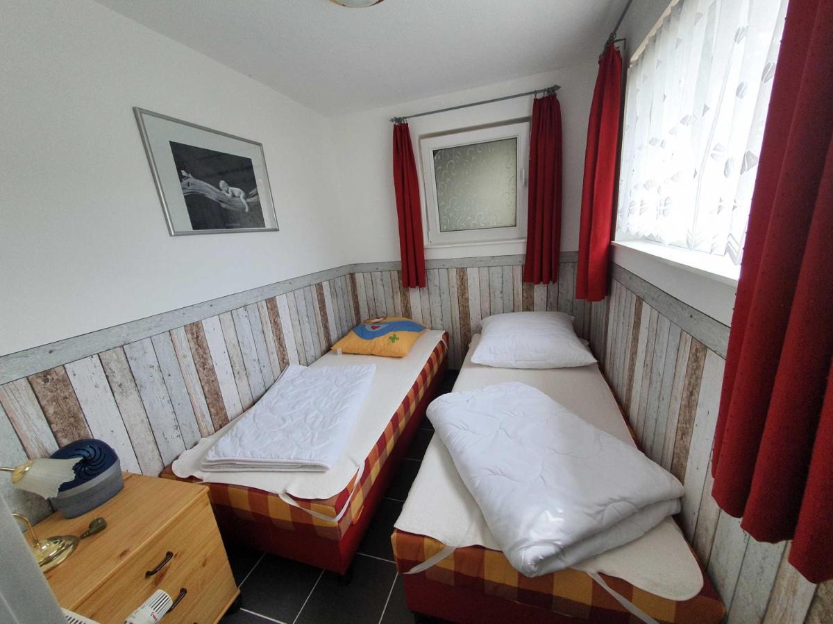 Ferienwohnung Sonnenschein Sagard Bagian luar foto